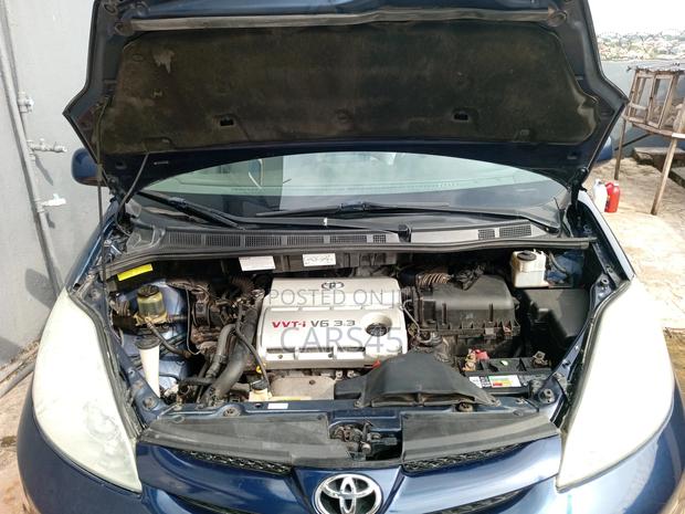 Toyota Sienna 2006