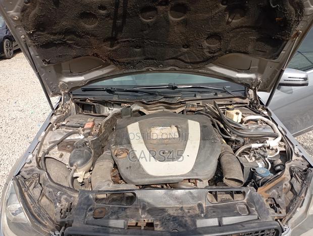 Mercedes-Benz C300 2012 Silver