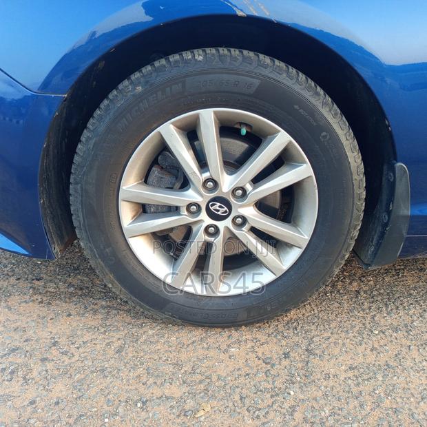 Hyundai Sonata 2016 Blue
