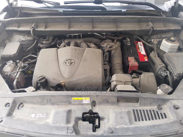 Toyota Highlander 2020 Gray