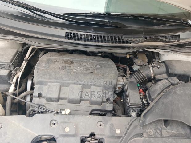 Honda Odyssey EX 2012 White