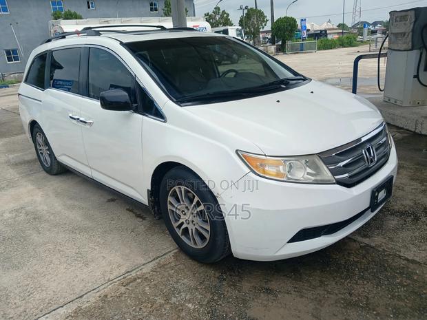 Honda Odyssey EX 2012 White