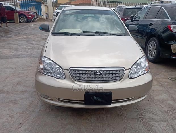 Toyota Corolla 2007 Gold