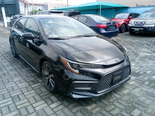 Toyota Corolla 2022 Black