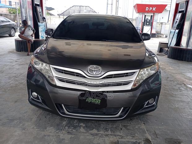Toyota Venza 2012 Gray