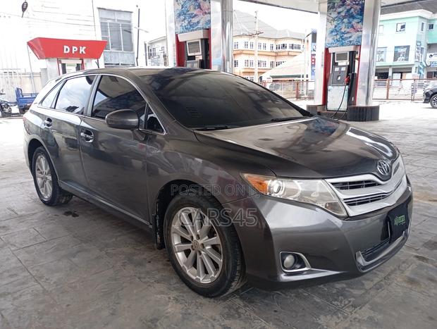 Toyota Venza 2012 Gray