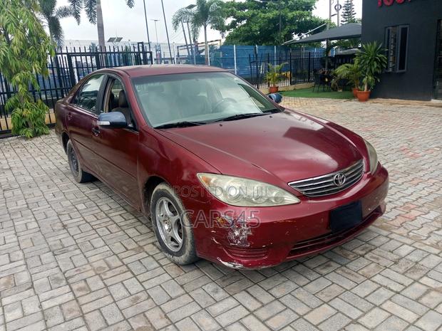 Toyota Camry 2005 Red