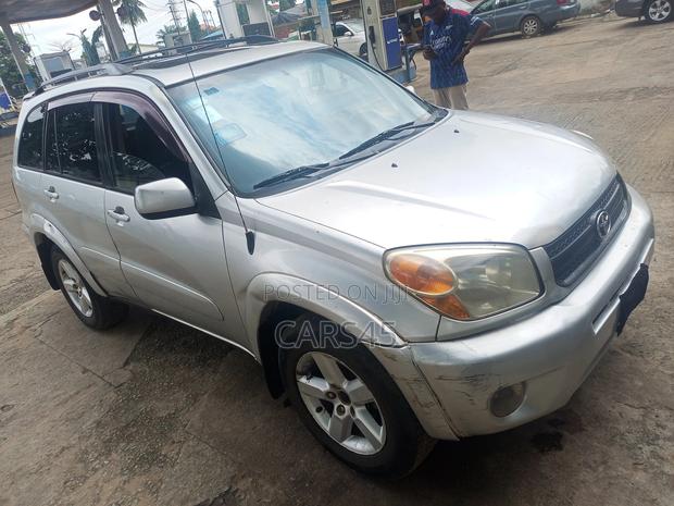 Toyota RAV4 2004 Silver