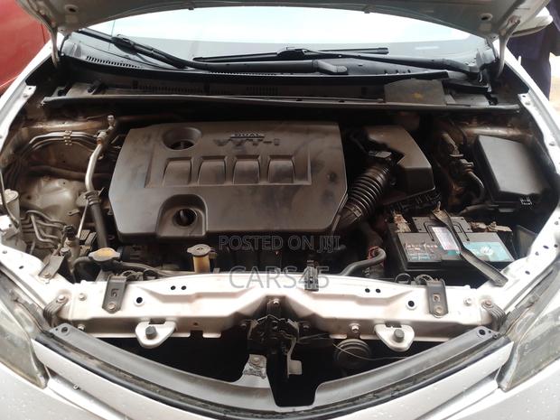 Toyota Corolla 2016 Silver
