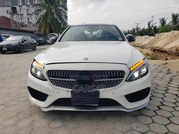 Mercedes-Benz C450 2016 White