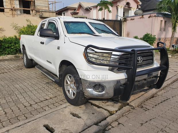 Toyota Tundra 2007 White