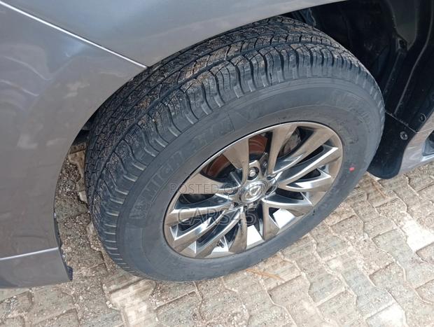 Lexus GX 460 Luxury 2015 Gray