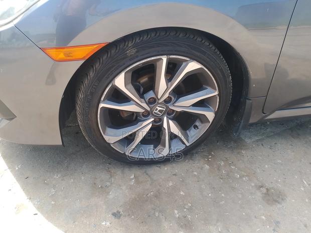 Honda Civic 2017 Gray