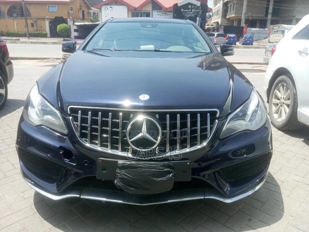 Mercedes-Benz E400 2010 Blue