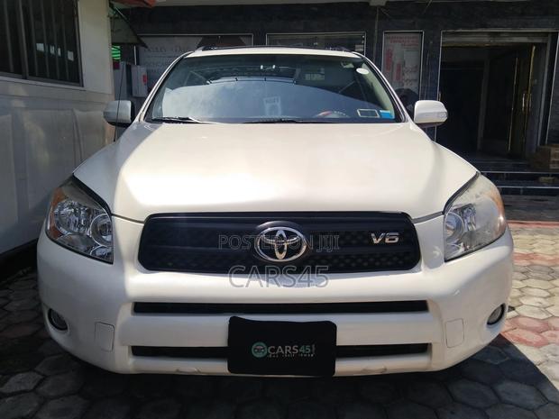 Toyota RAV4 2008 White
