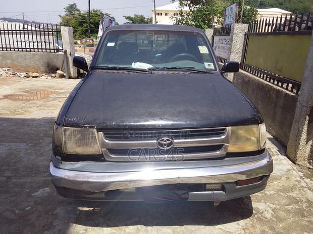 Toyota Tacoma 1999 Black