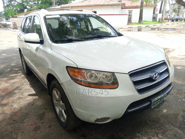 Hyundai Santa Fe 2008 White