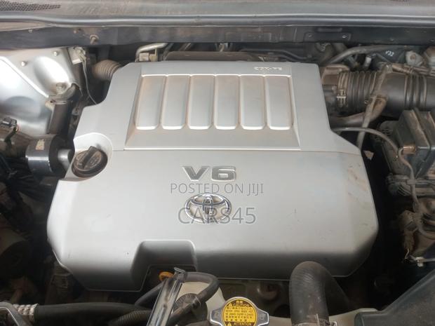 Toyota Highlander 2010 Silver