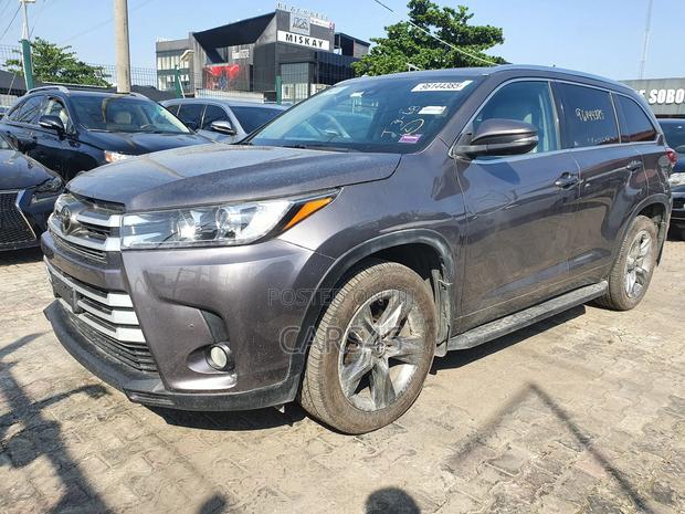Toyota Highlander 2017 Gray