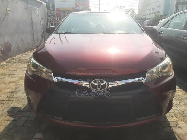 Toyota Camry 2017 Burgandy