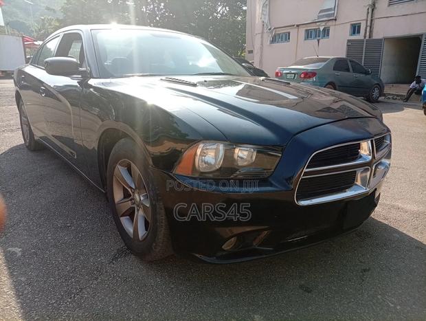 Dodge Charger 2012 Black
