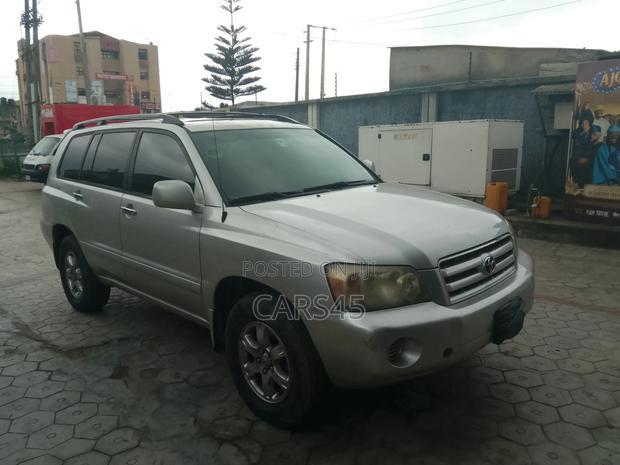 Toyota Highlander 2005 Silver