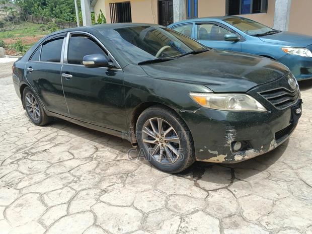 Toyota Camry 2010 Green
