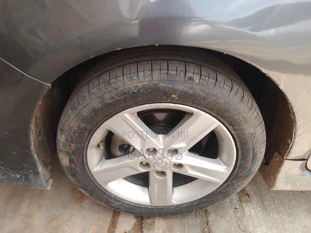 Toyota Camry 2012 Gray