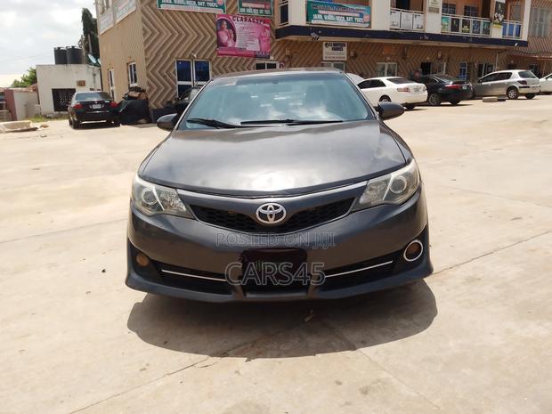 Toyota Camry 2012 Gray