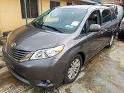 Toyota Sienna 2011 Gray for sale