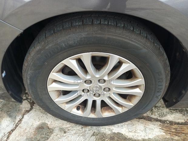 Toyota Sienna 2011 Gray