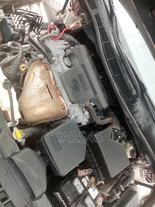 Toyota Camry 2007 Gold
