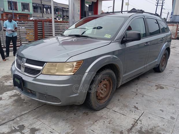 Dodge Journey 2010 Gray