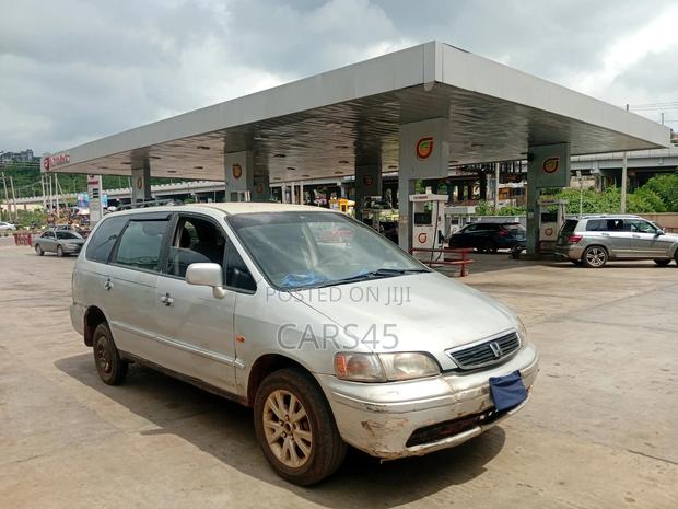 Honda Shuttle 1999 Silver