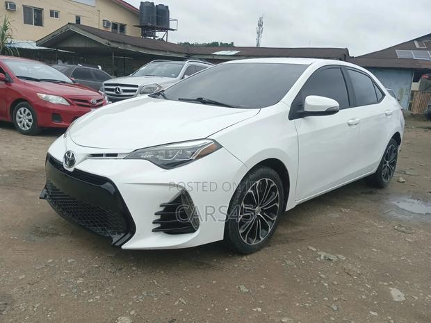 Toyota Corolla S 4dr Sedan (1.8L 4cyl CVT) 2015 White