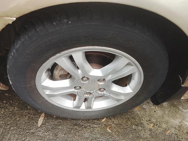 Toyota Camry 2.4 WT-i 2005 Gold
