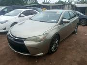 Toyota Camry SE 4dr Sedan (2.5L 4cyl 6A) 2015 Gold for sale