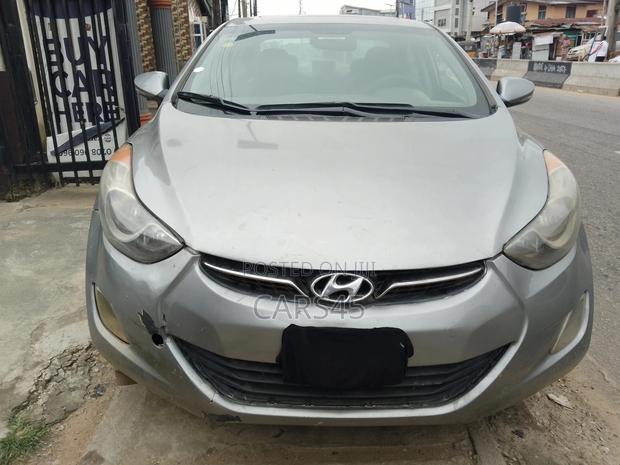 Hyundai Elantra 2012 Gray
