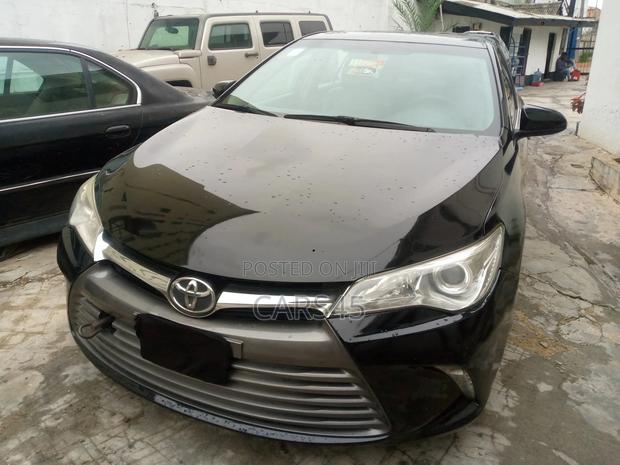 Toyota Camry 2016 Black