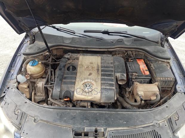 Volkswagen Passat 2.0 TDI Highline 2006 Blue