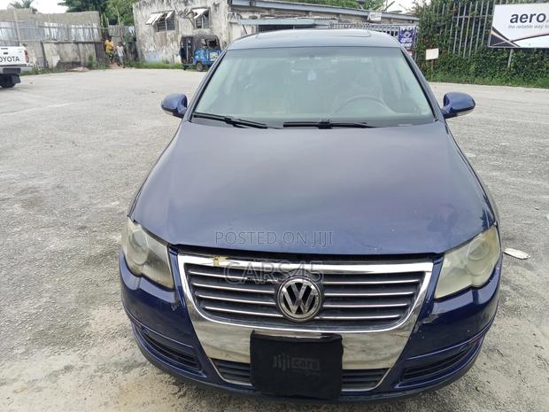 Volkswagen Passat 2.0 TDI Highline 2006 Blue