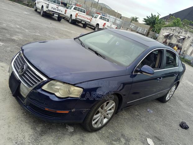 Volkswagen Passat 2.0 TDI Highline 2006 Blue