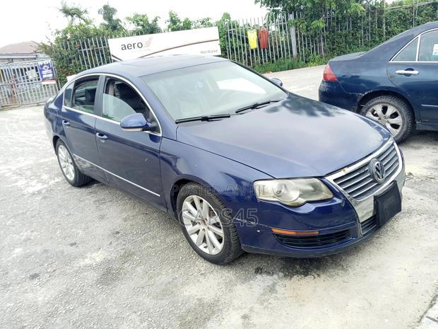 Volkswagen Passat 2.0 TDI Highline 2006 Blue