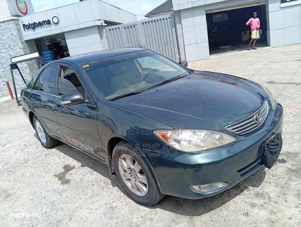 Toyota Camry 2003 Green
