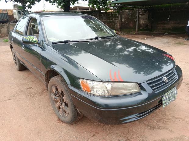 Toyota Camry 1998 Green