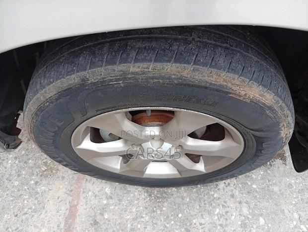 Toyota RAV4 2010 Silver