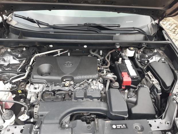 Toyota RAV4 2022 Gray