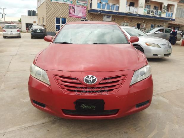 Toyota Camry 2009 Red