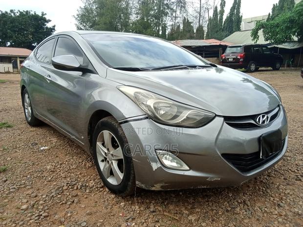 Hyundai Elantra 2013 Gray