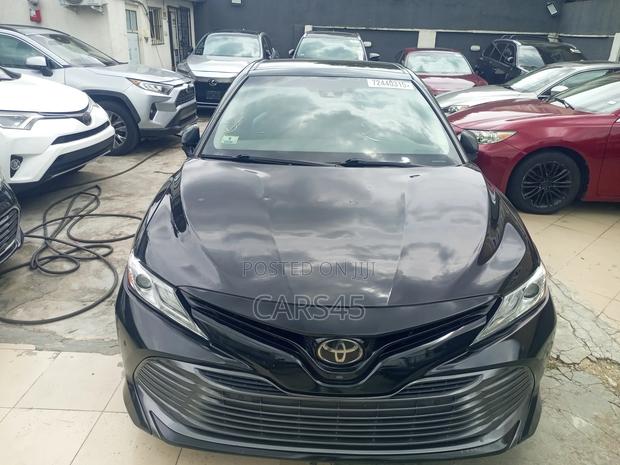 Toyota Camry 2018 Black